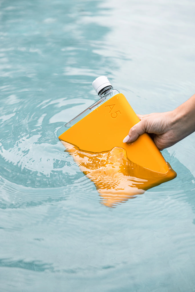 The Memobottle Makes Carrying Water a Cinch - The Manual