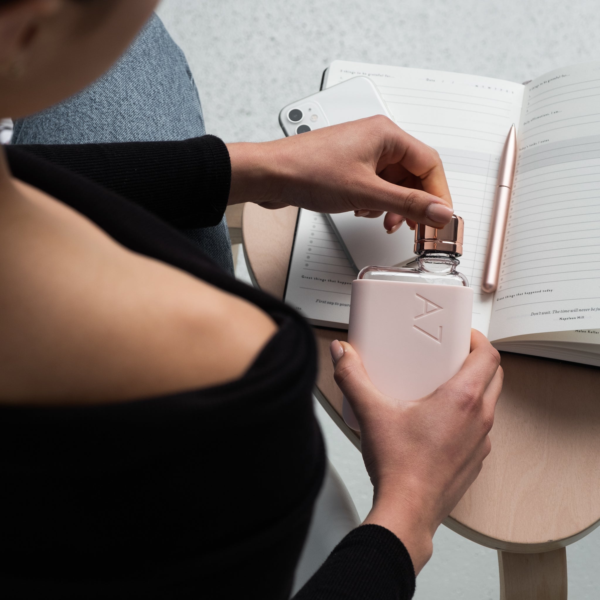 A7 Silikon Kılıf - Açık Mercan